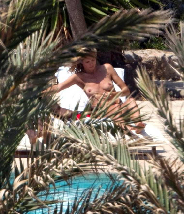 Heidi Klum Topless Sunbathing Candids In Ibiza